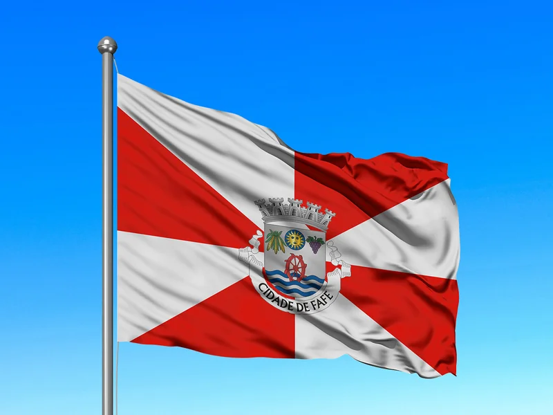 Bandeira do Município de Fafe em mastro