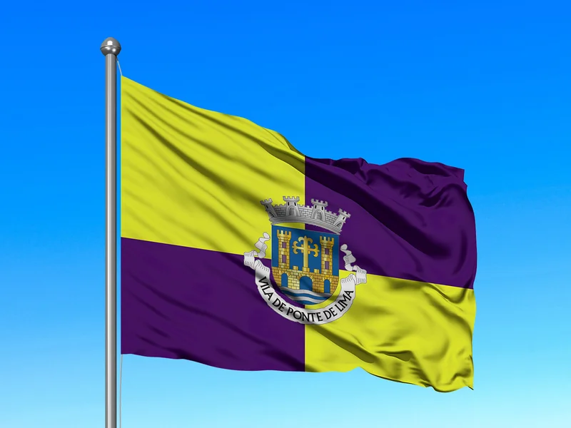 Bandeira do Município de Ponte de Lima em mastro