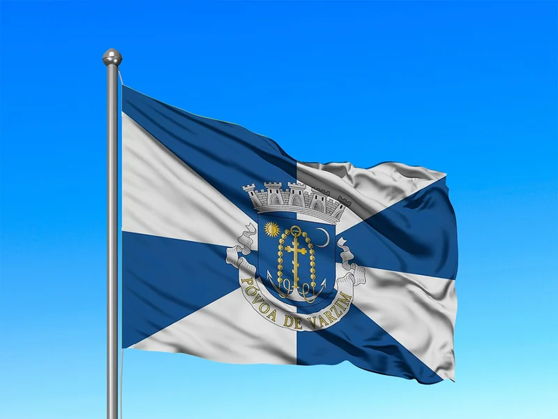 Bandeira do Município de Póvoa de Varzim em mastro