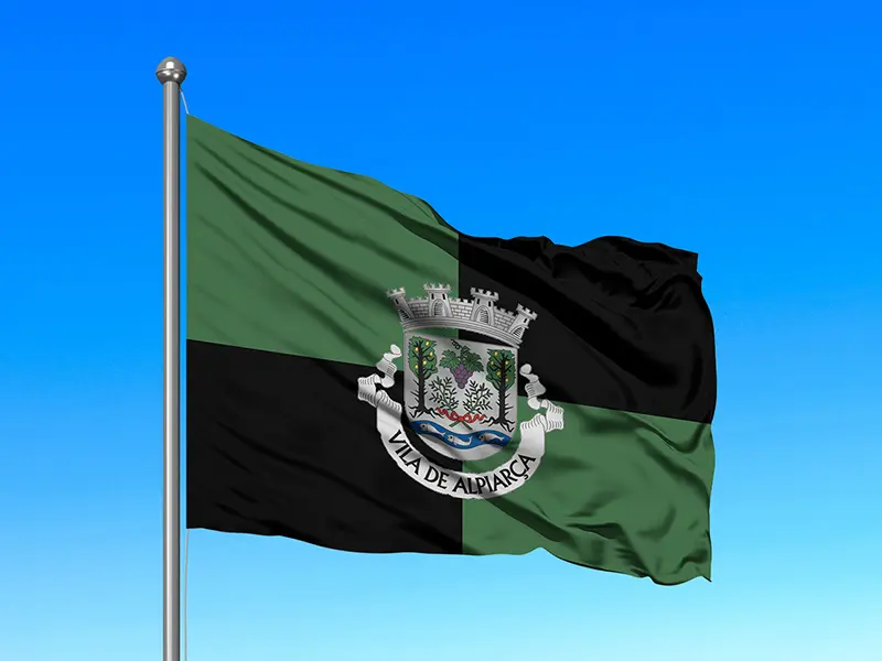 Bandeira do Município de Alpiarça em mastro
