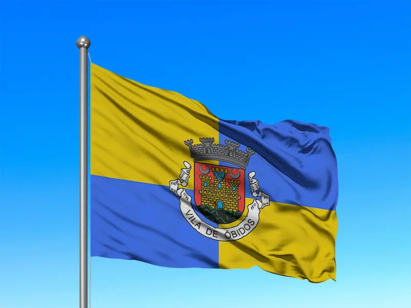 Bandeira do Município de Óbidos em mastro