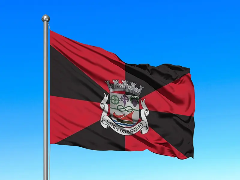 Bandeira do Município de Barreiro em mastro